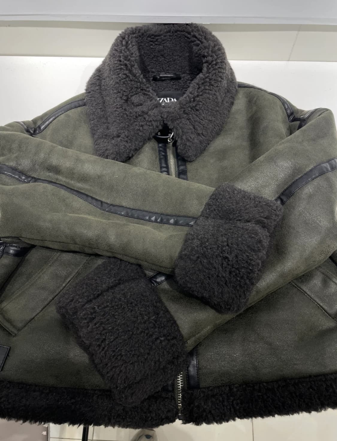 [상태좋음] 자라 더블 페이스드 점퍼 무스탕 - M 상품이미지4