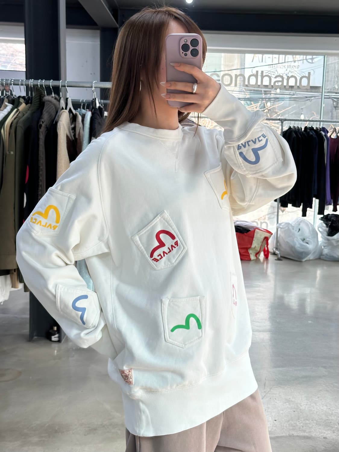 팔라스x에비수 21F/W 멀티포켓 에그렛 크루넥 맨투맨 상품이미지4