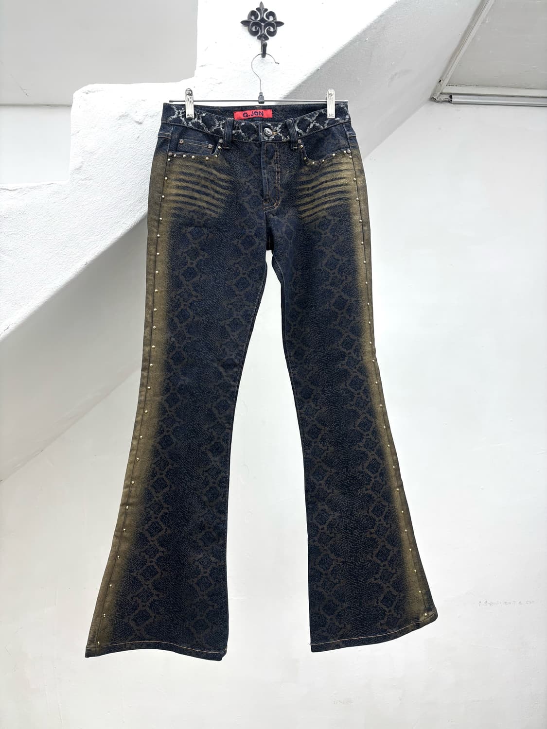 Python stud detail boots cut denim 상품이미지4