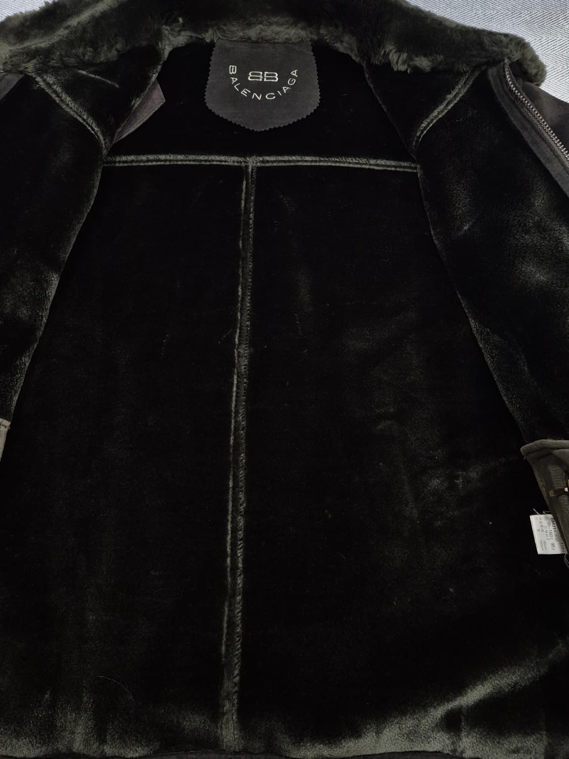 발렌시아가 에코 무스탕 남성 95사이즈 상품이미지4