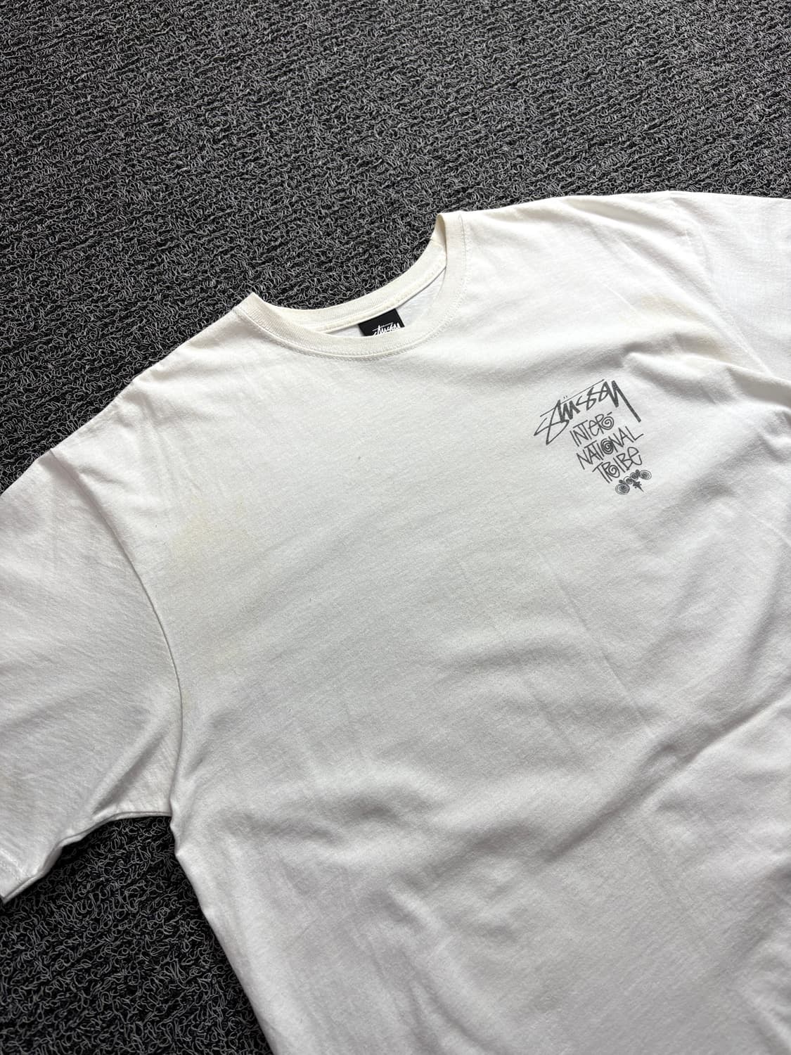 스투시 트라이브 스택 빅로고 박시핏 티셔츠 1599 상품이미지4