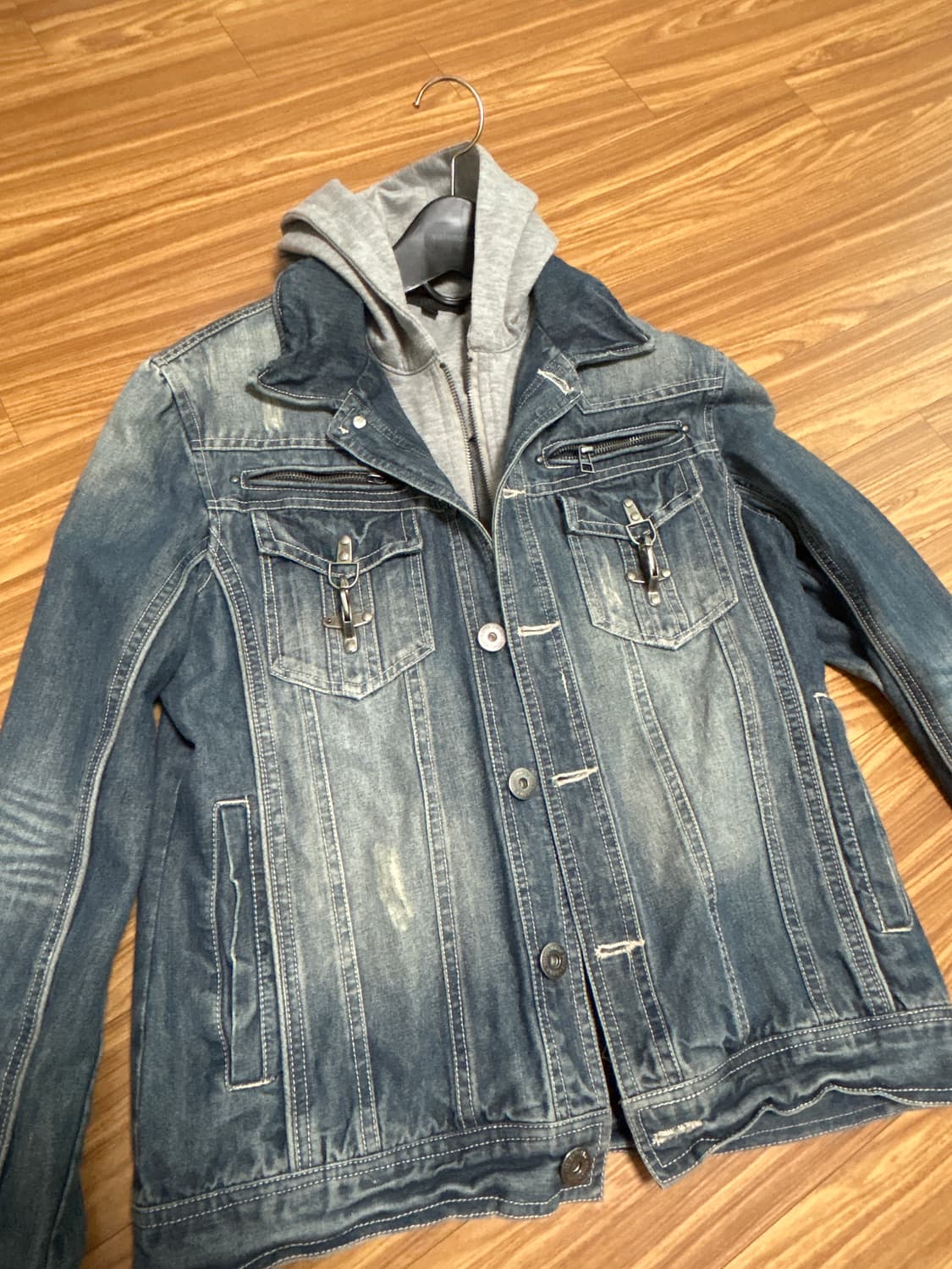 인더아틱 데님자켓 (후드 탈부착 가능) 상품이미지1