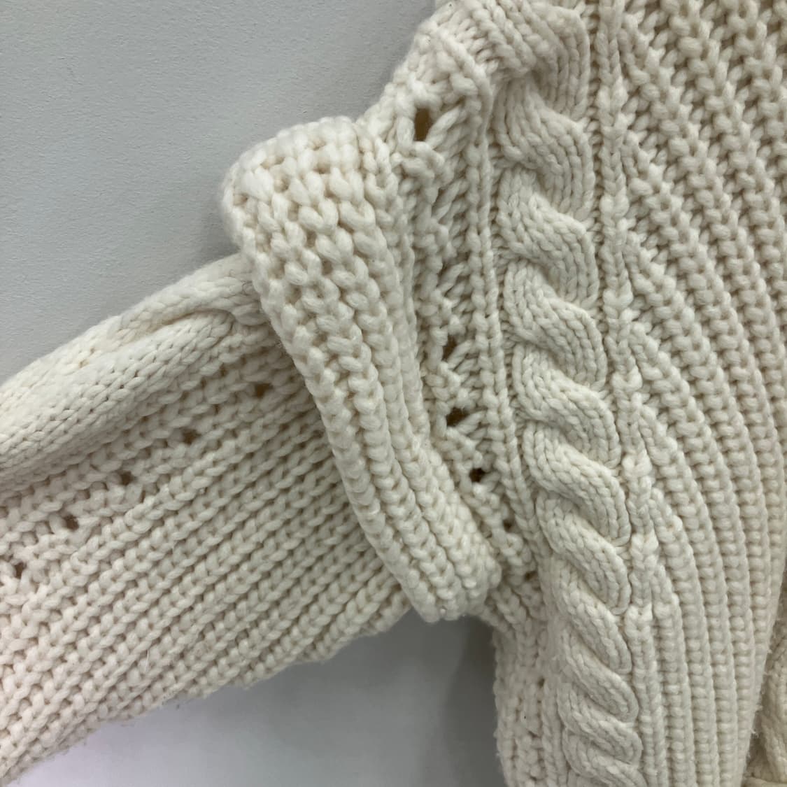 이로 아이보리 케이블 니트 스웨터 XS 상품이미지6