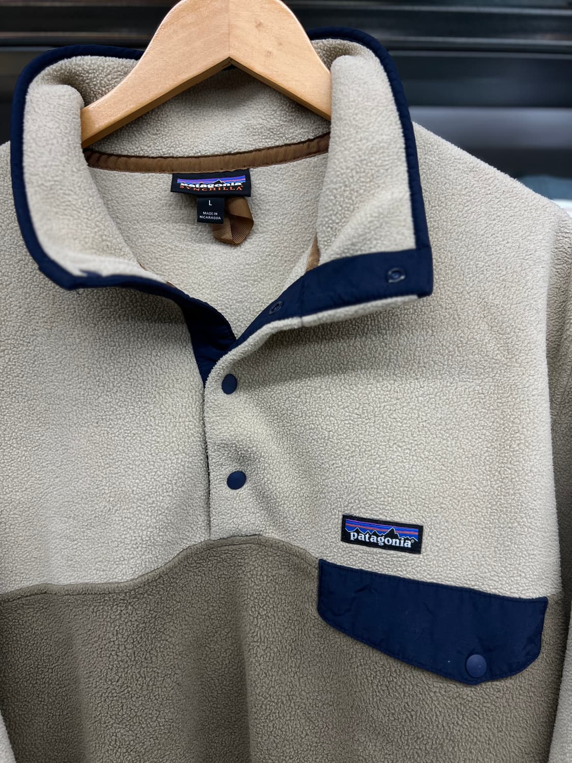 파타고니아 신칠라 스냅-T 풀오버 ( L )  ASH TAN  상품이미지4