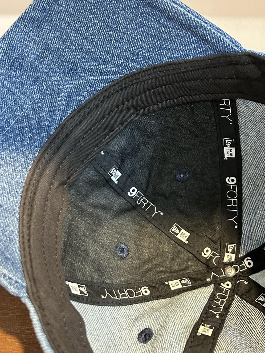 아이앱 스튜디오 × 뉴에라 LA 다저스 투톤 데님 볼캡 상품이미지6