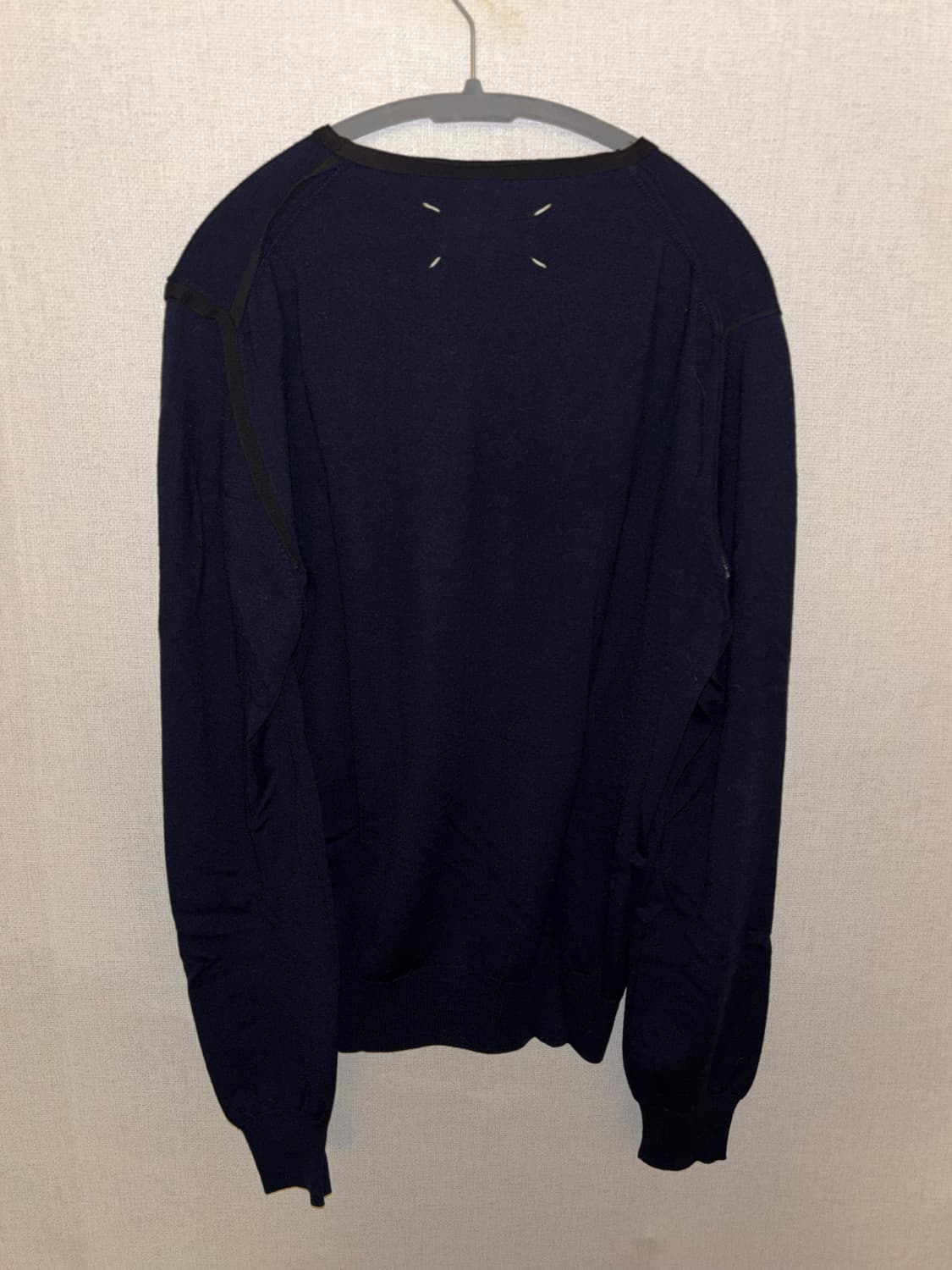 메종 마르지엘라 파이핑 니트 네이비 상품이미지3