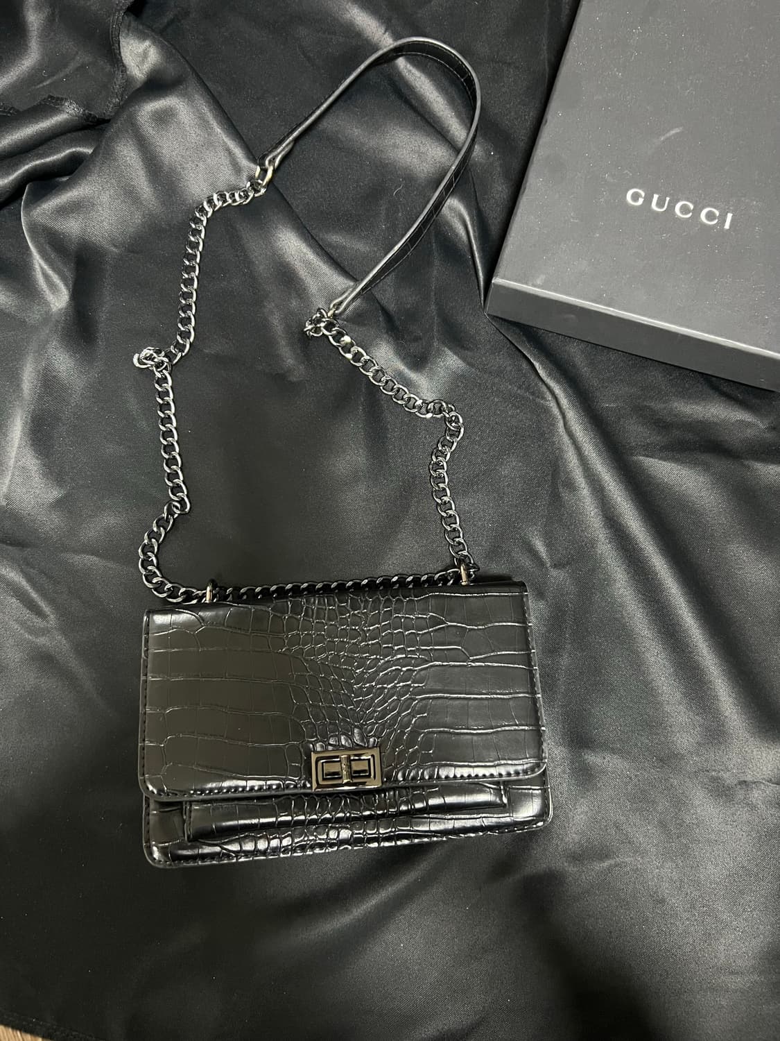 Vintage crocodile blackchain 크록 블랙체인 숄더 상품이미지2