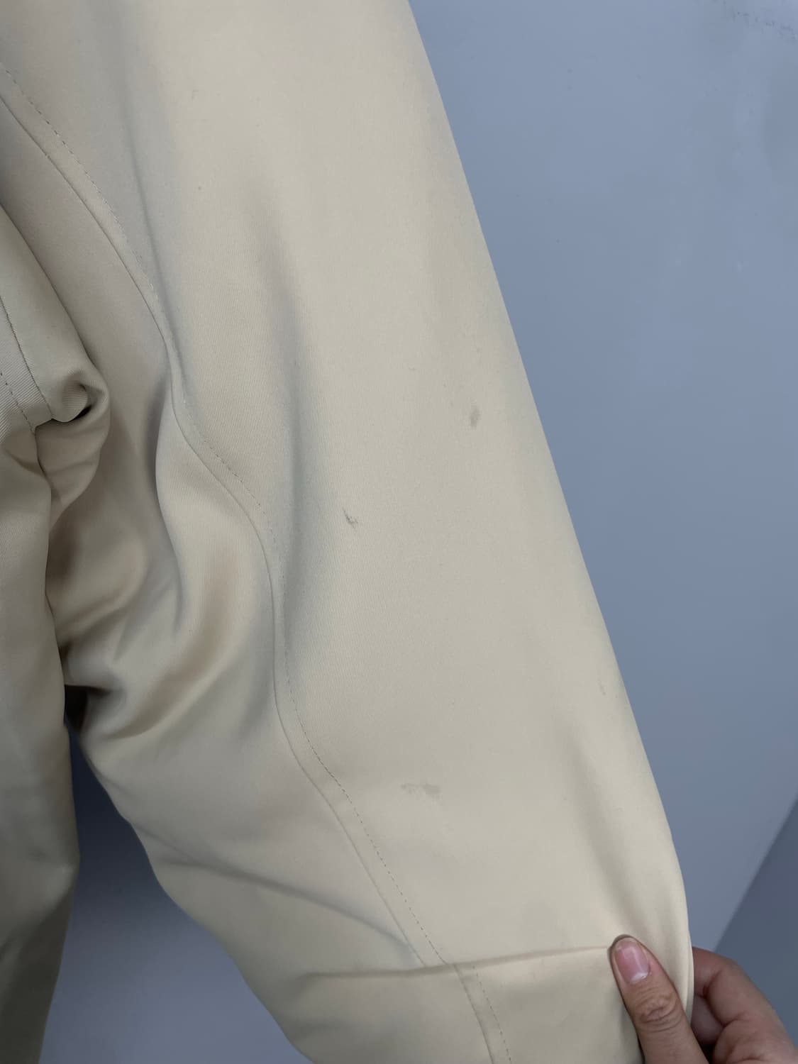 입생로랑 베이지 푸퍼 패딩 H1265 상품이미지10