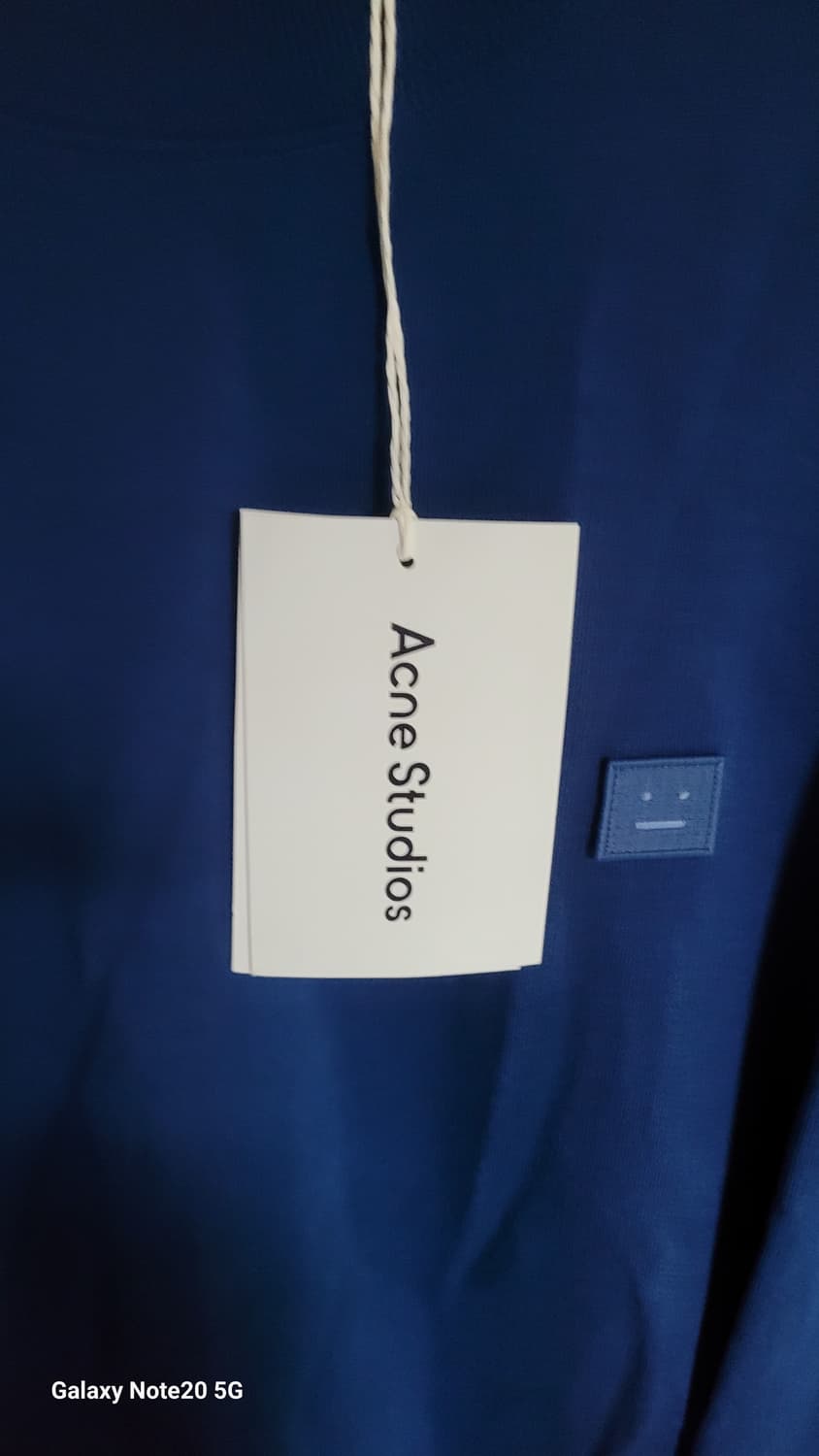 아크네스튜디오 맨투맨  상품이미지3