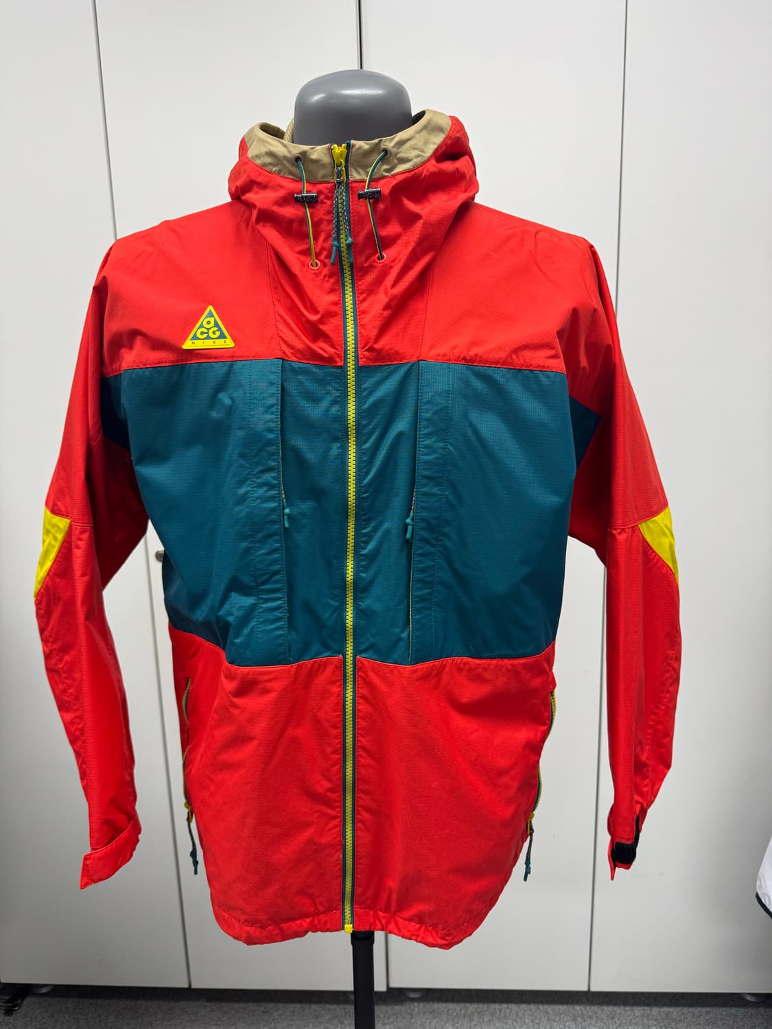 나이키 acg 컬러블럭 바람막이 M 상품이미지1