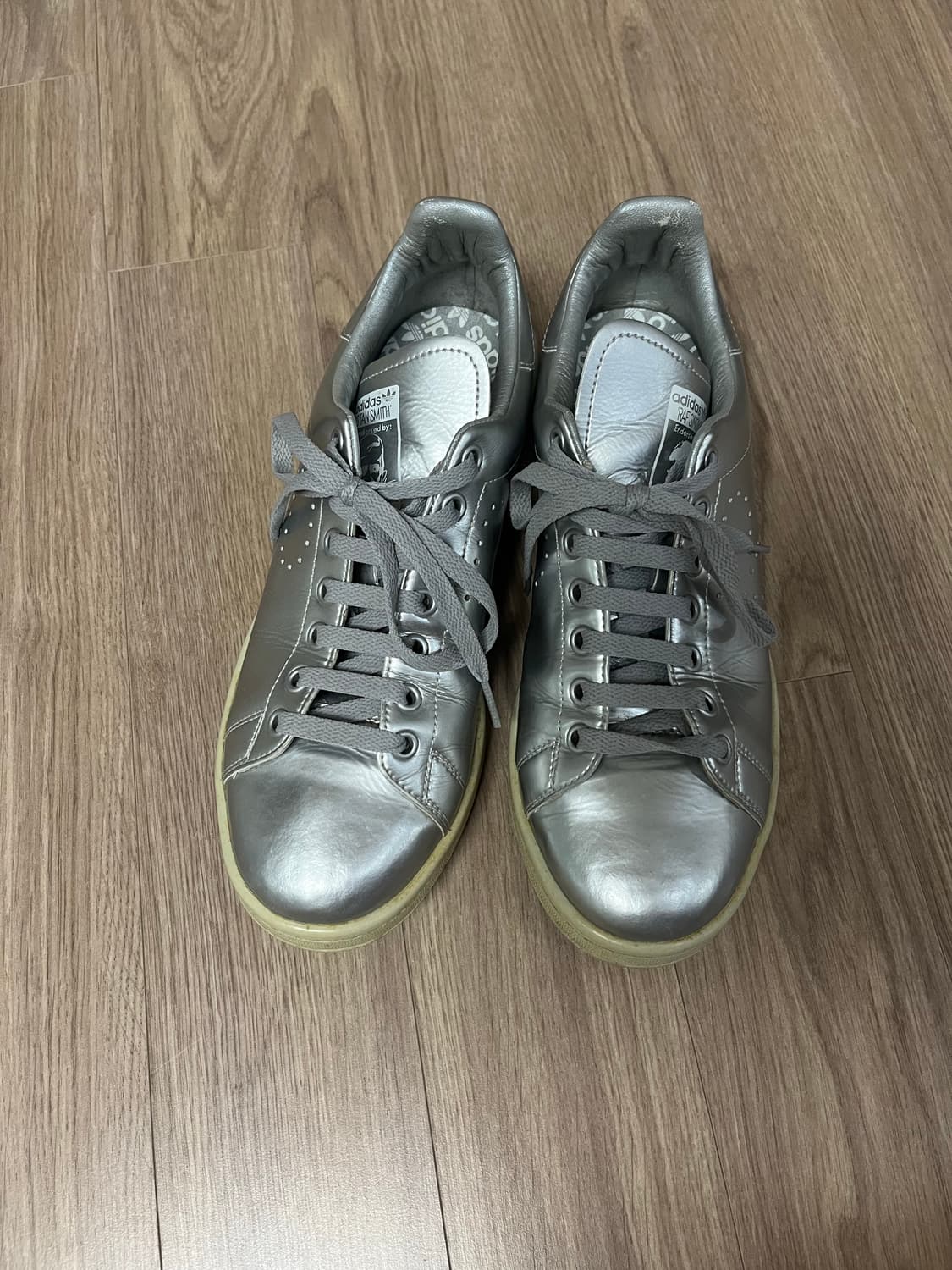 라프시몬스x아디다스 스탠스미스 상품이미지5