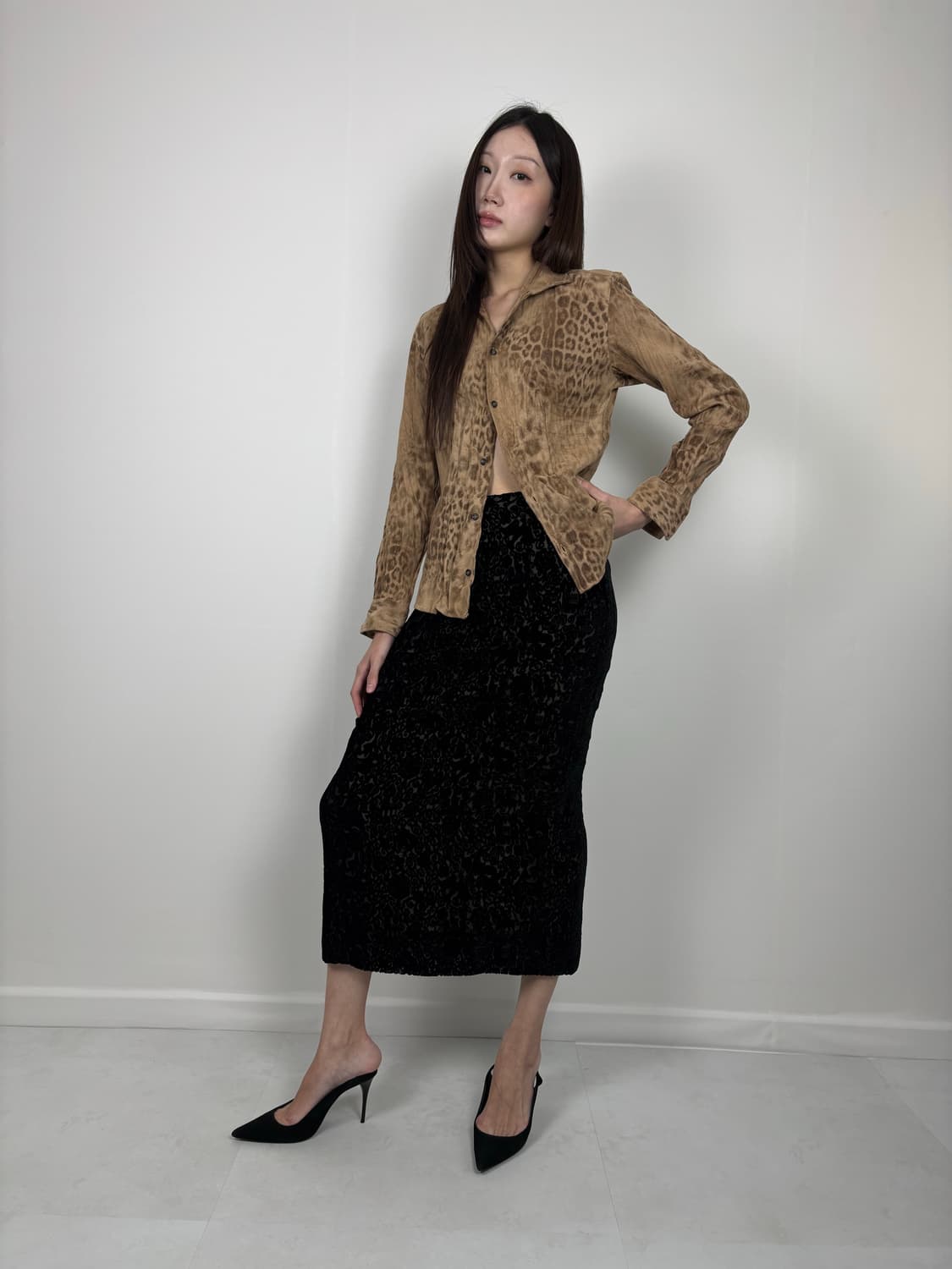 LEOPARD WRINKLED SUEDE SHIRT 상품이미지5