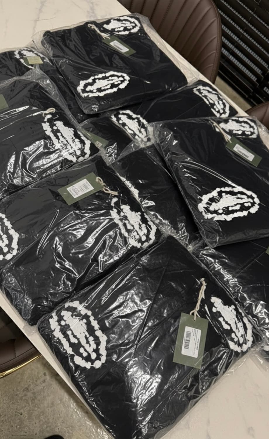 데님 티어스 x 코르테이즈 아일랜드 후드집업 블랙 상품이미지4