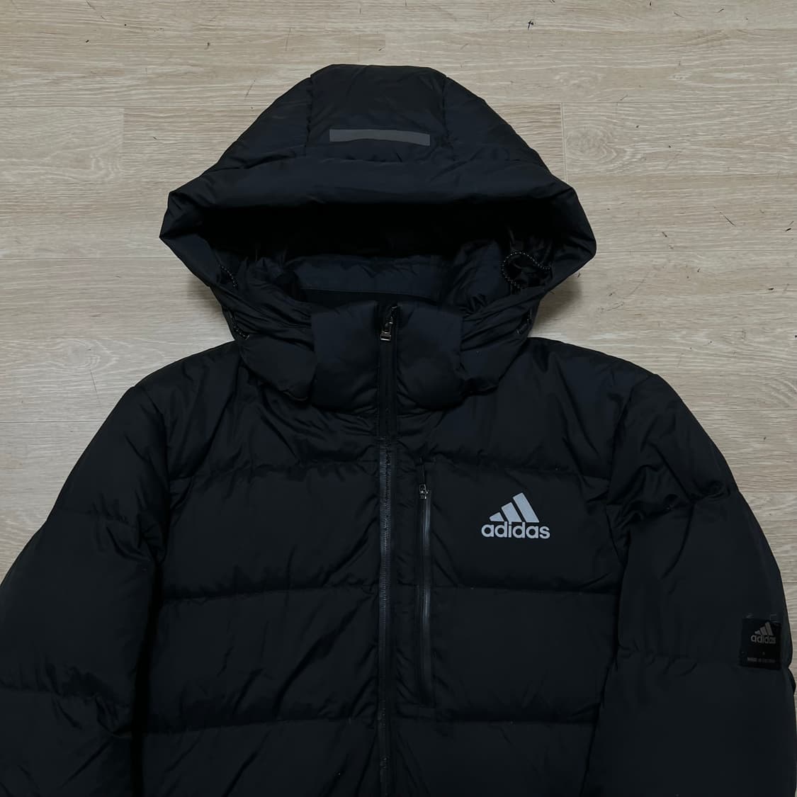 아디다스 여성 덕다운 와펜 후드 롱패딩 점퍼 [블랙] S/90 상품이미지2