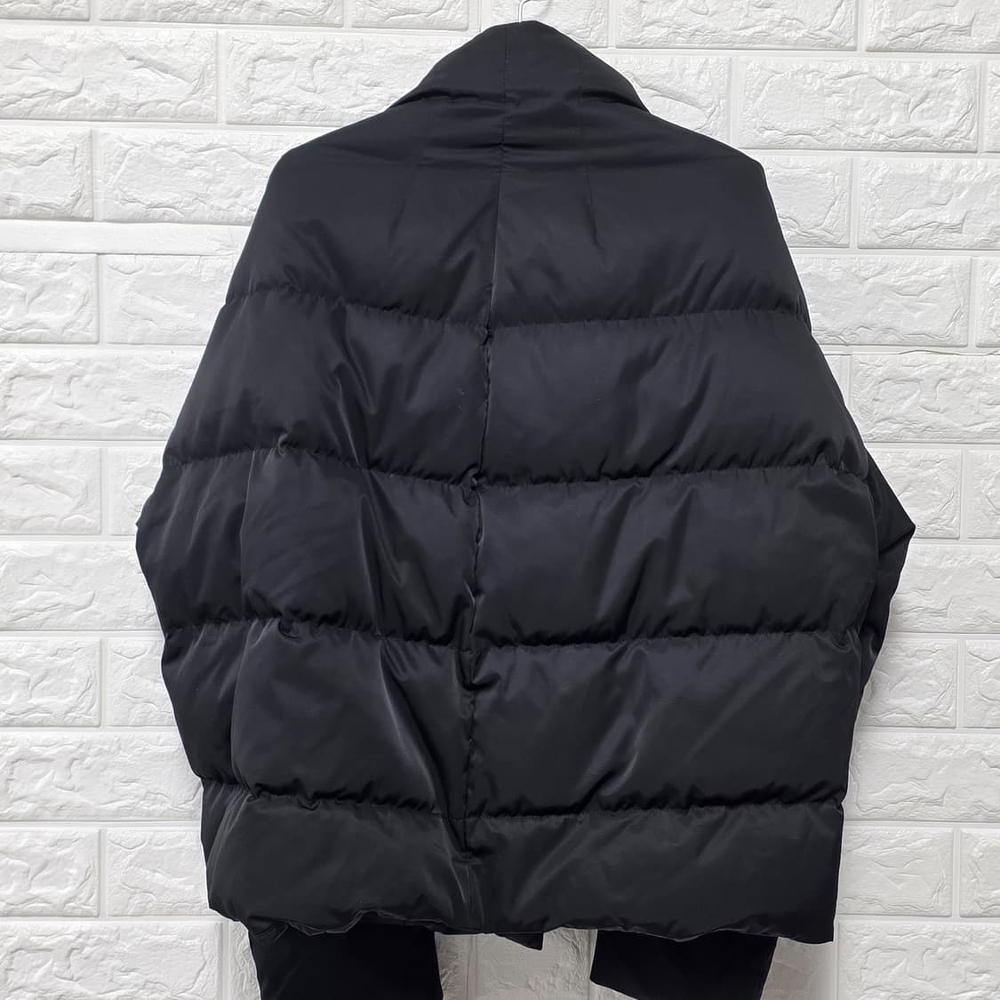 택포// 띠어리 여성 숏패딩 블랙 S 상품이미지4