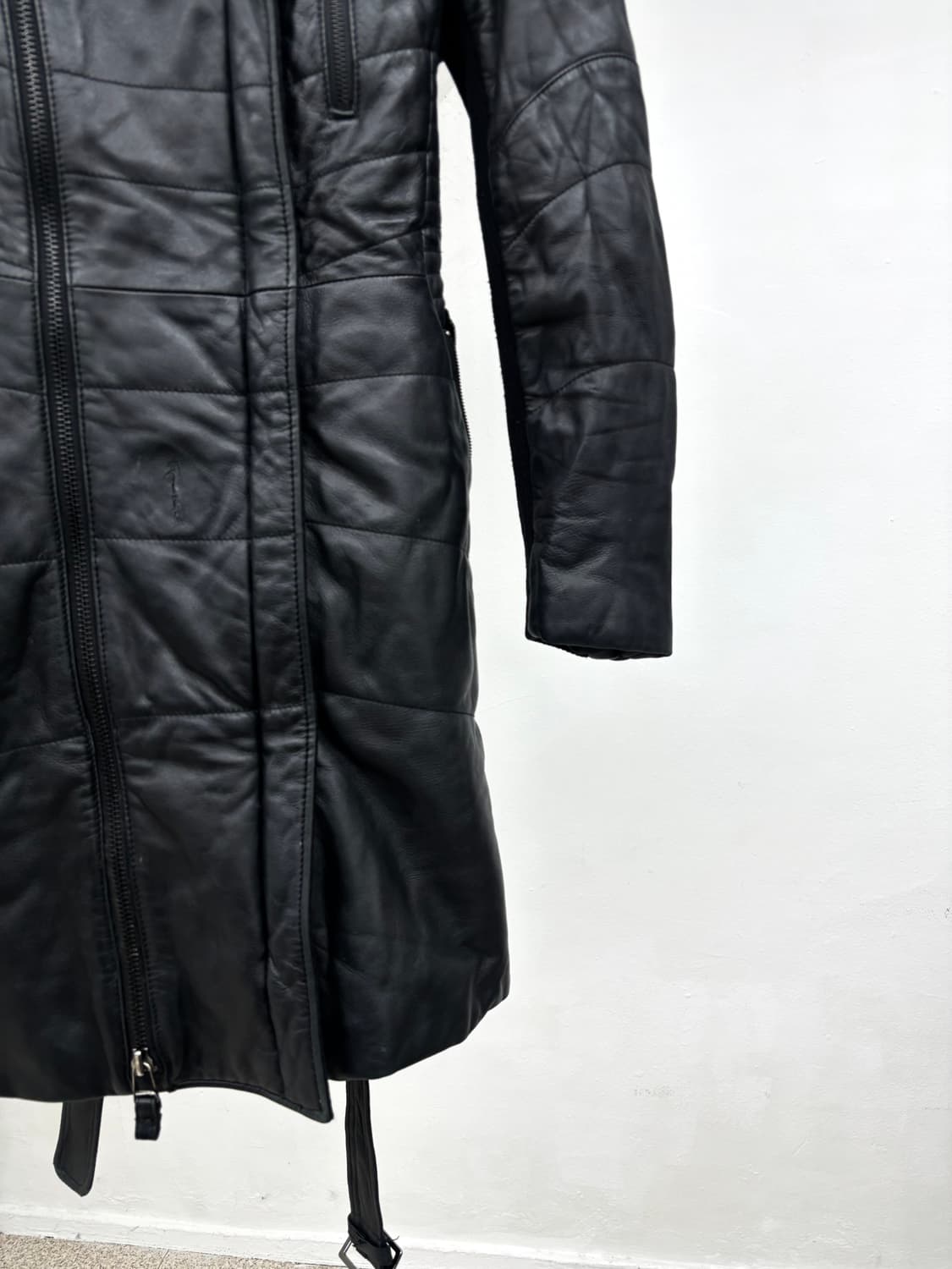 Lambskin leather high-neck jacket   상품이미지8
