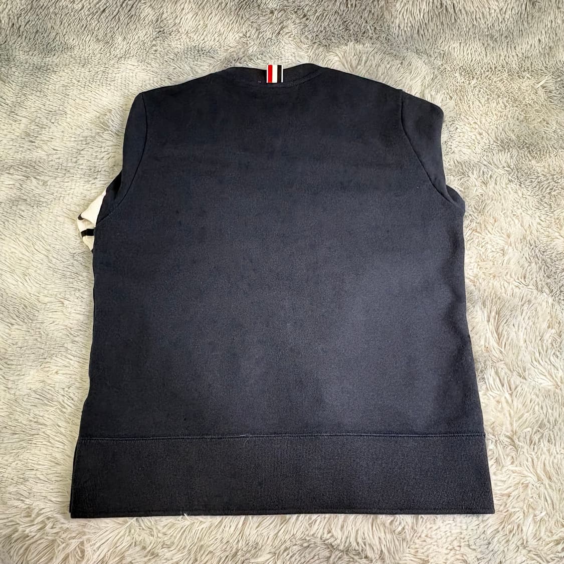 톰브라운 사선완장 맨투맨 2사이즈 상품이미지2