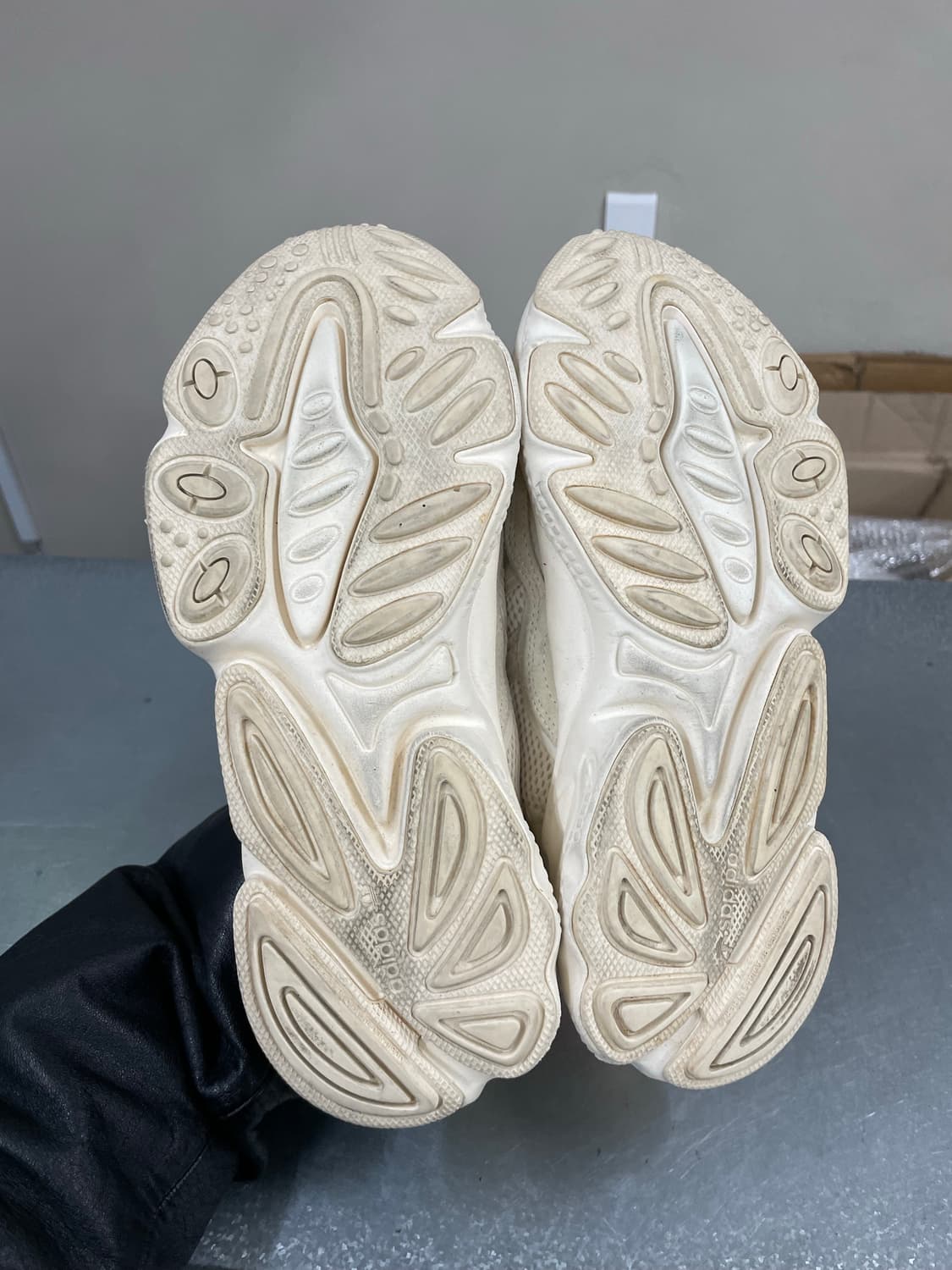 아디다스 오즈위고 235 상품이미지7