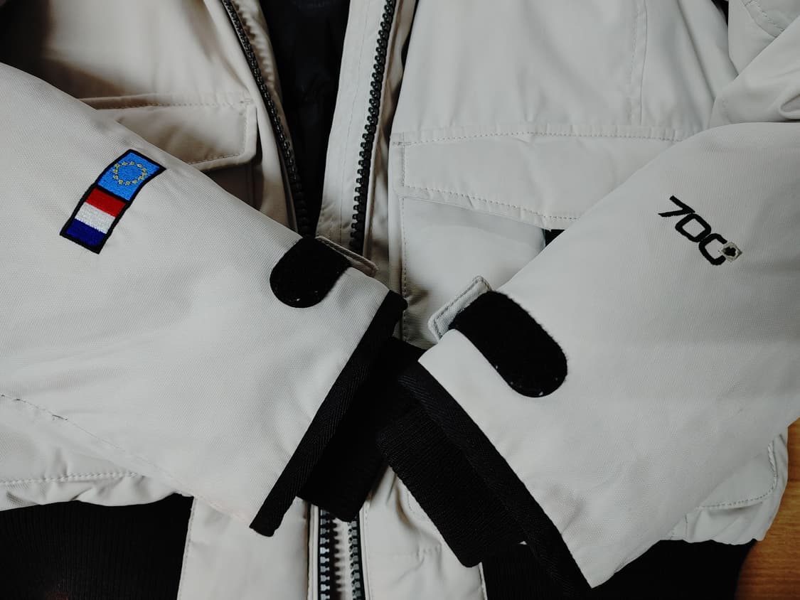 EiDER 아이더 여성  라쿤털 후드 숏패딩 상품이미지5