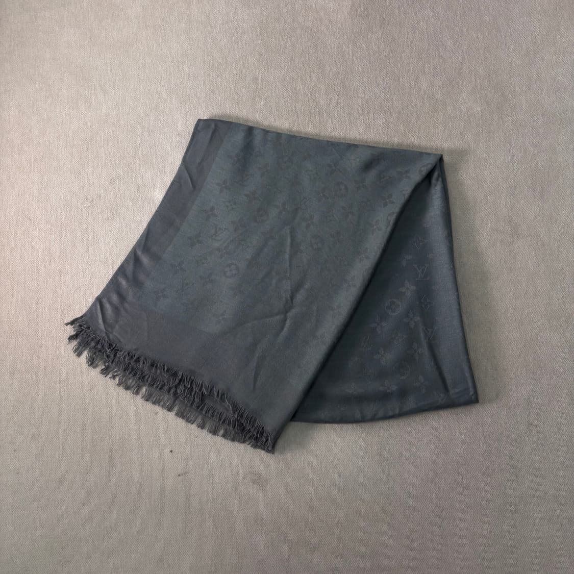 루이비통 모노그램 아크릴 청색 머플러  상품이미지1