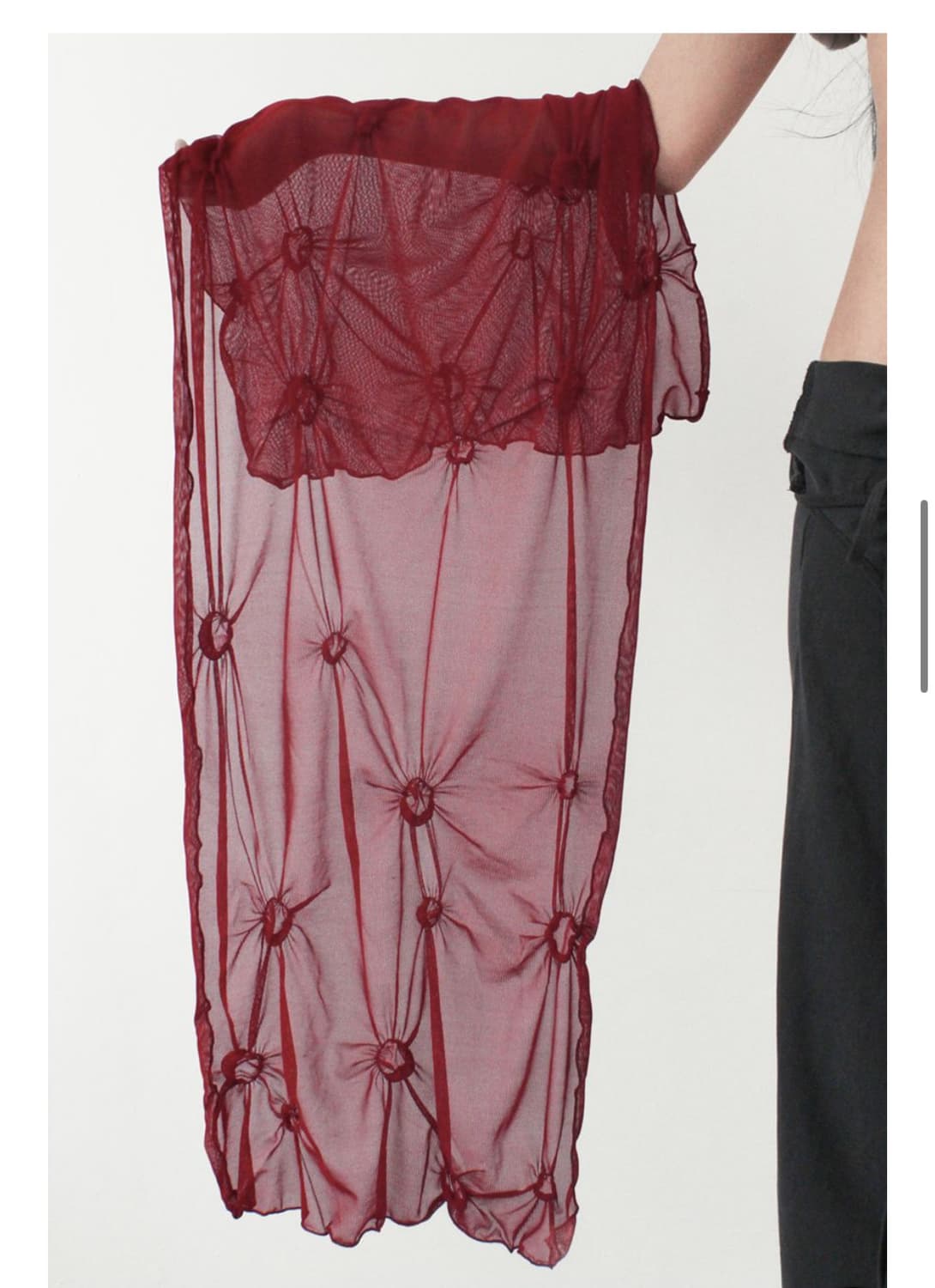 카셀 mesh dot shirred scarf, red 상품이미지3