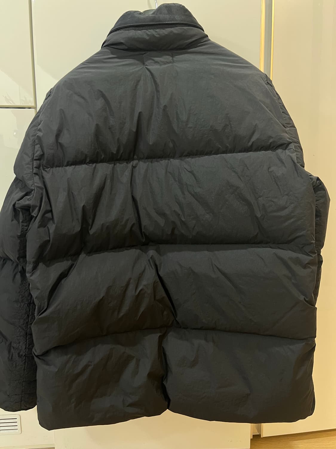 24fw 스톤아일랜드 크링클랩스패딩 L (새상품급) 상품이미지2