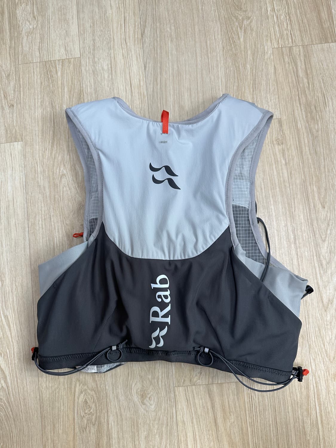 Rab 베일6 러닝 베스트(플라스크 2개 포함) + 요헤미티 에너지젤 상품이미지2