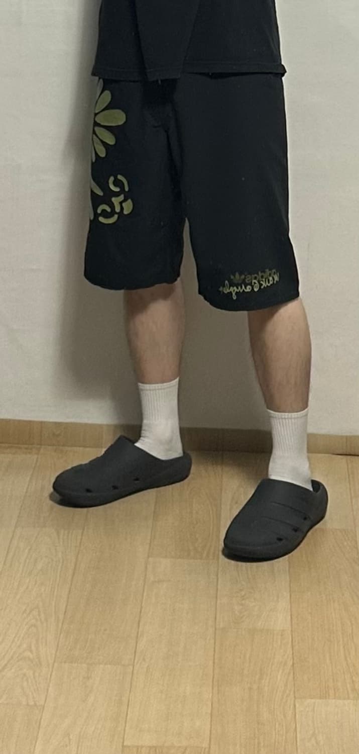 아디다스 마크곤잘레스 플라워 프린팅 팬츠 상품이미지5