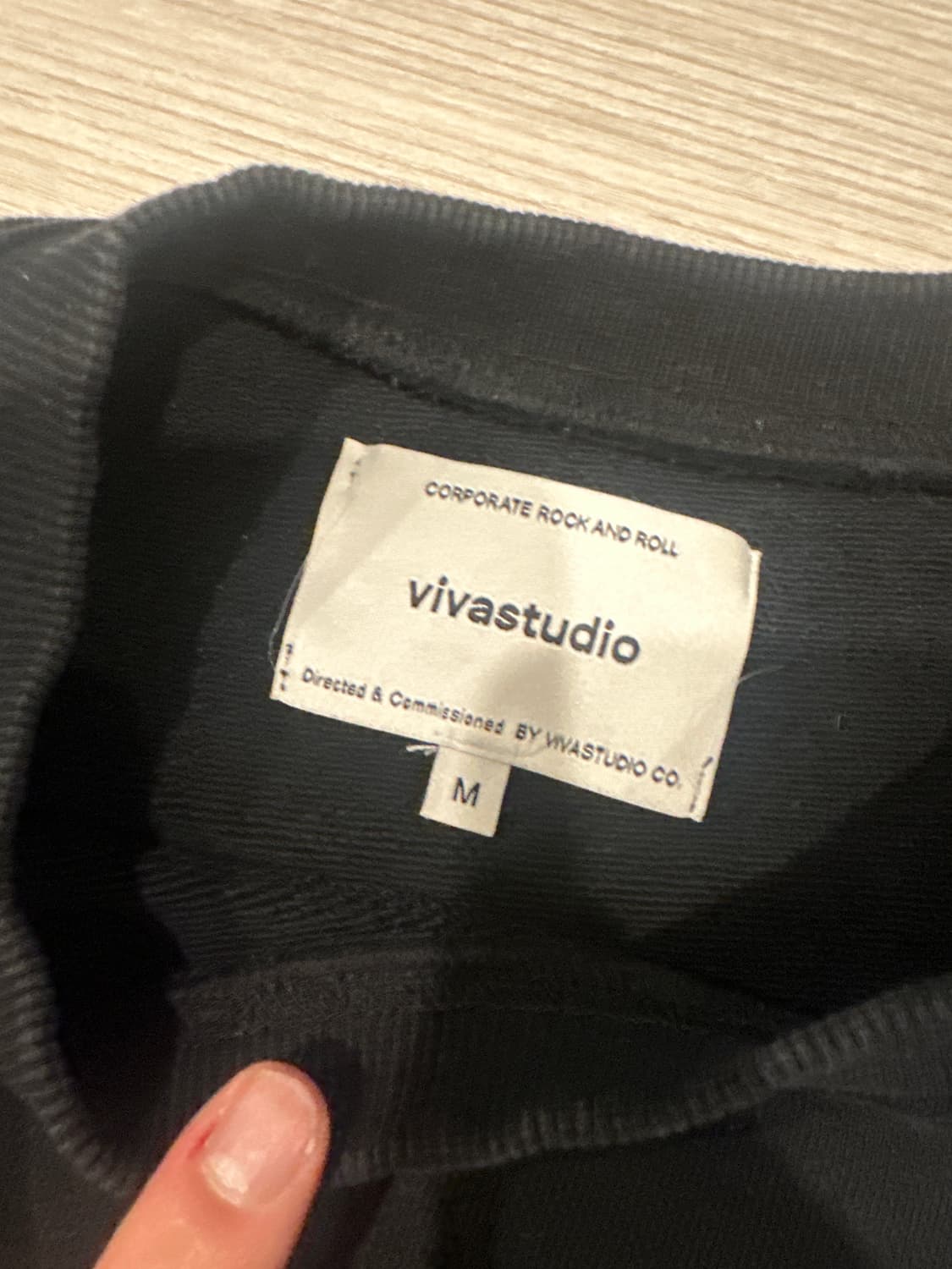 비바스튜디오 맨투맨 상품이미지2