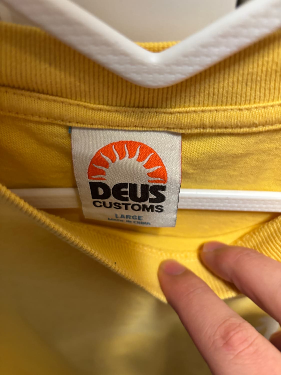 데우스 롱슬리브 옐로우 상품이미지3