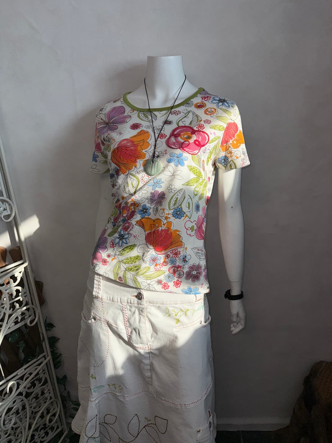 Monte Milano bohemian flower beads 반팔티  상품이미지5