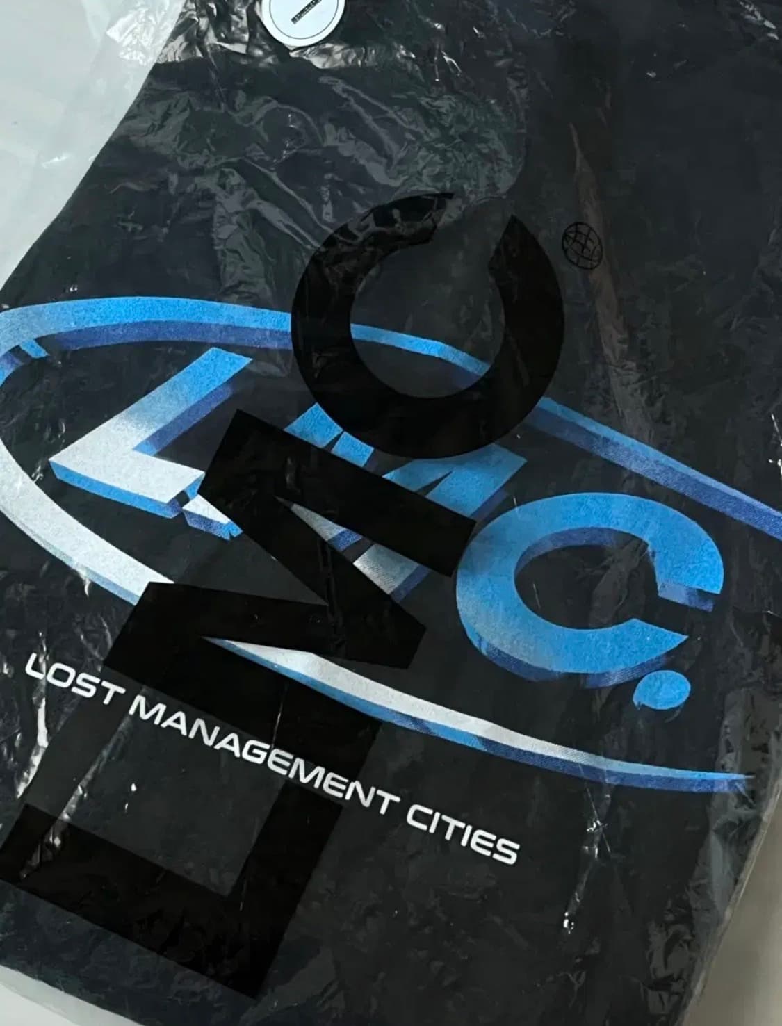 (새상품) LMC 로고 반팔티 L 상품이미지1