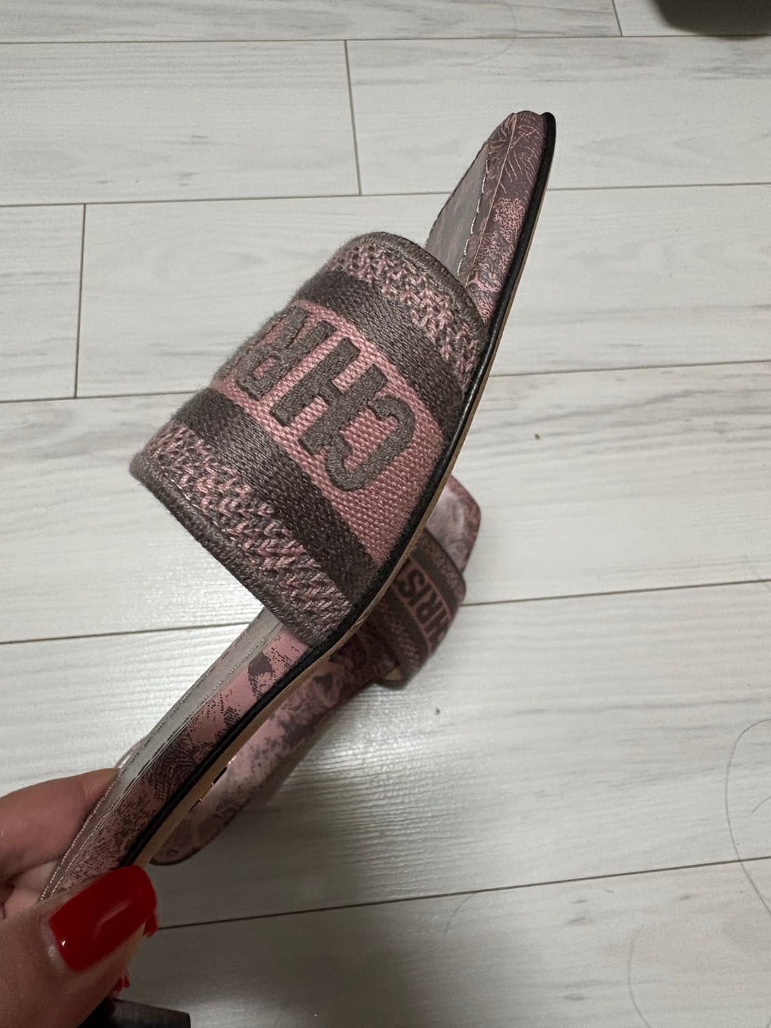 디올 디웨이 샌들 상품이미지3