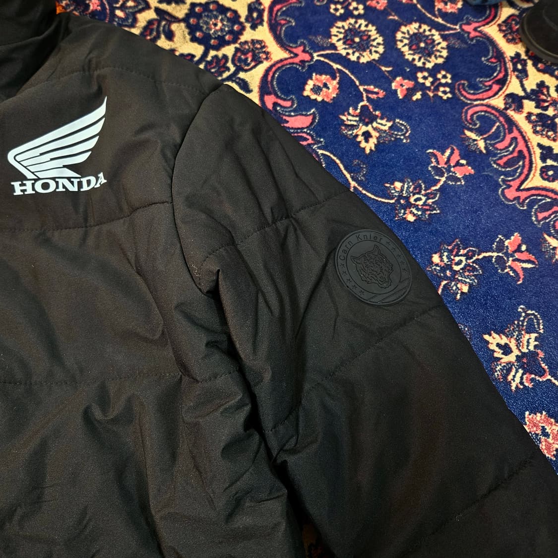 Carn Knier 혼다(HONDA) 시그니쳐 로고 패딩 점퍼  상품이미지5