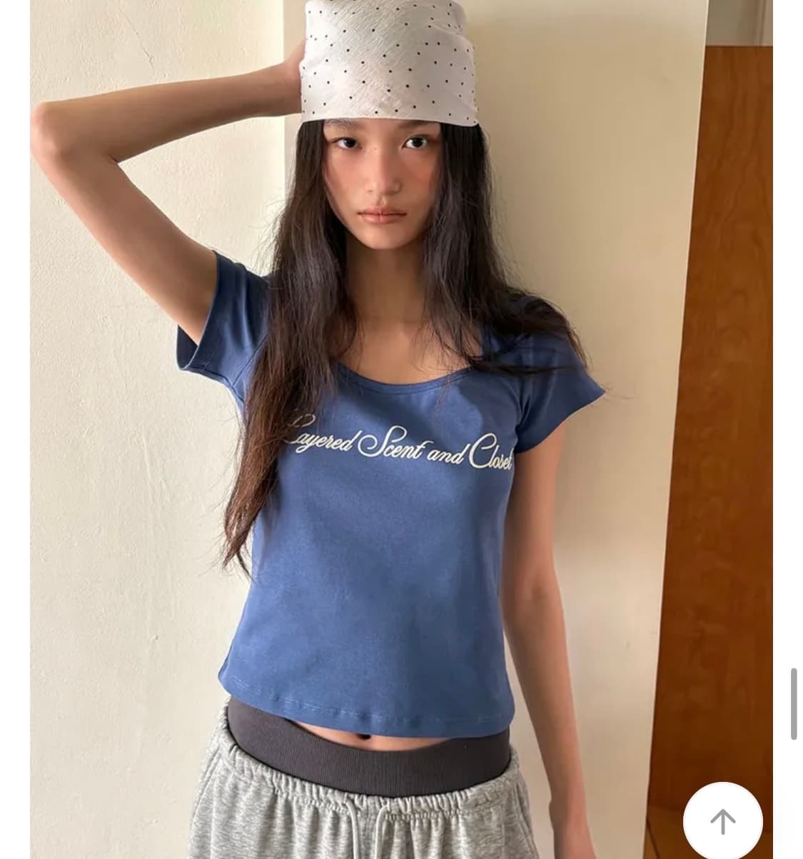 에이블리 베이델리 스쿱스퀘어 벨벳 반팔티셔츠 지그재그무신사크림쉬인샵샤이다 상품이미지1