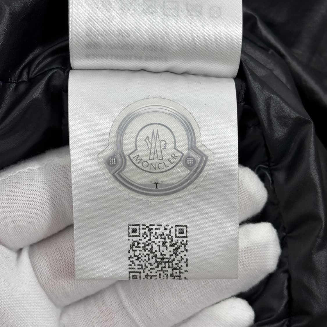 (25FW,새상품급)몽클레어 클루니 롱 다운 자켓 패딩 상품이미지7