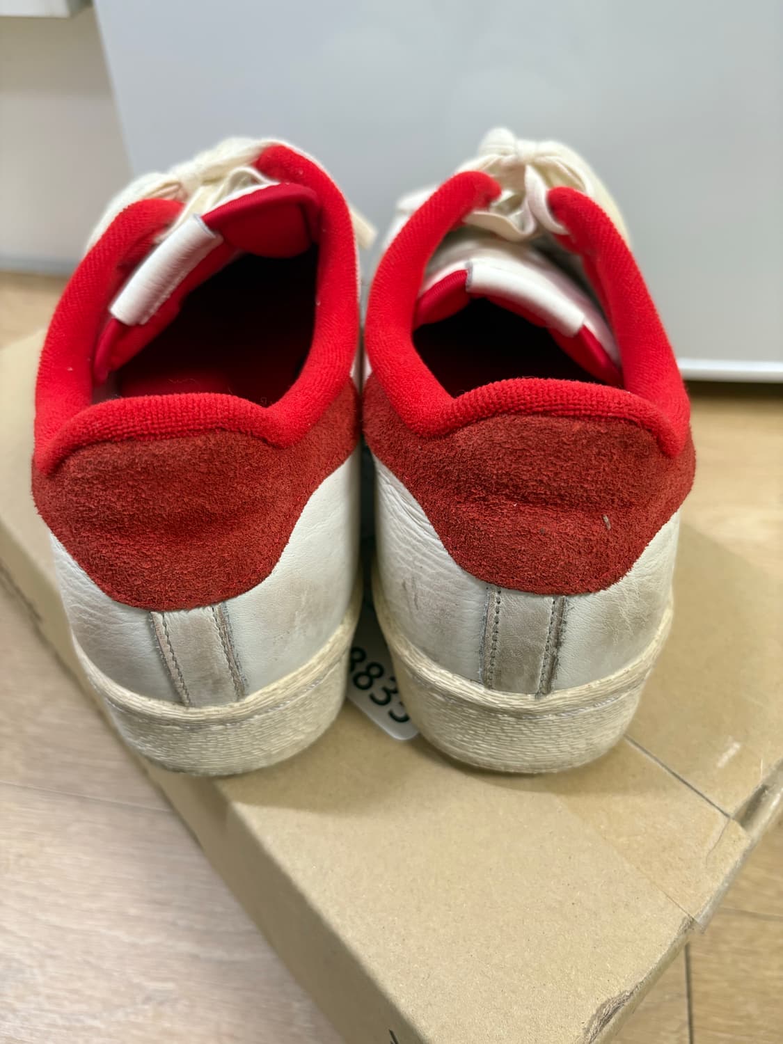 아디다스 슈퍼스타 82 레드 280사이즈 상품이미지4