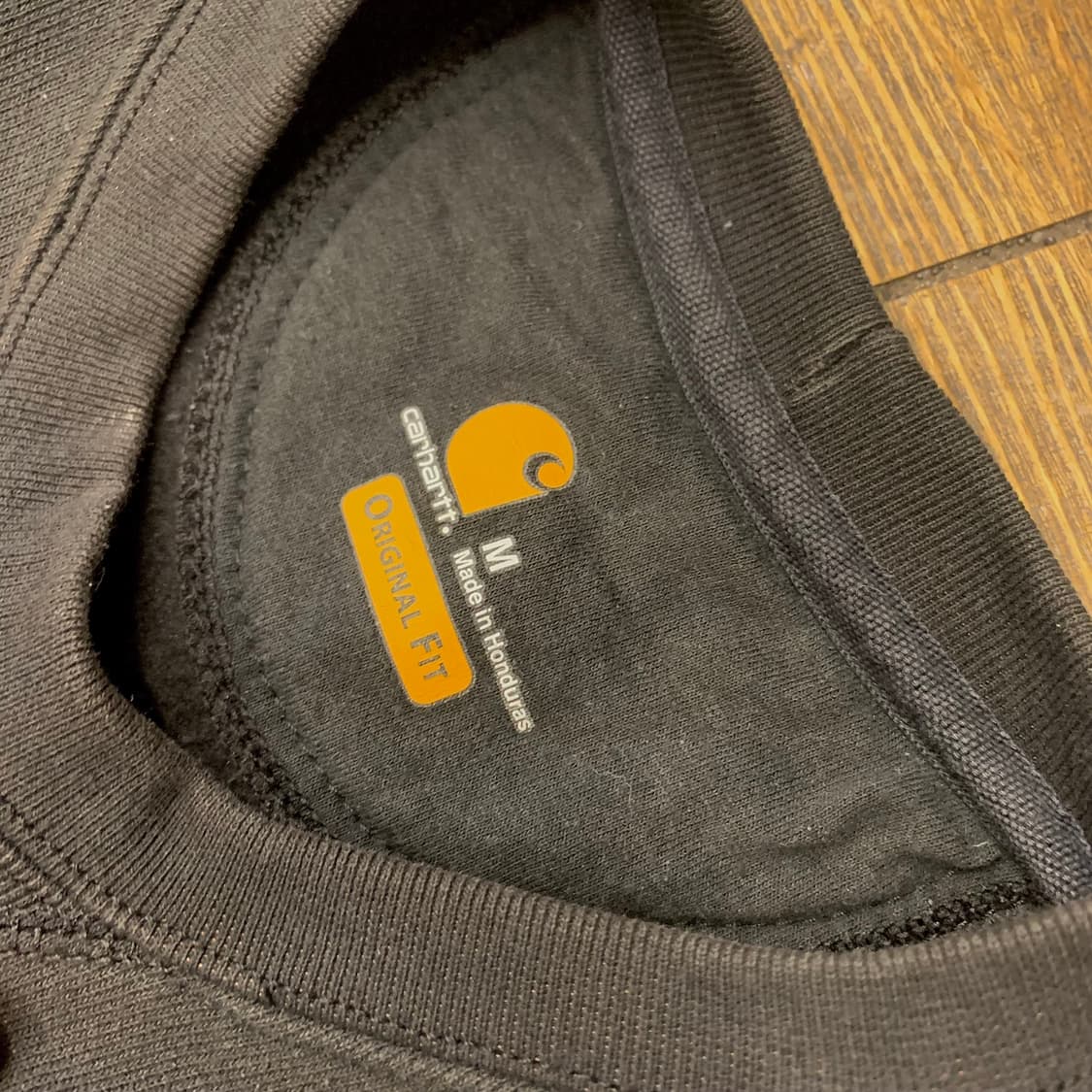 칼하트 오리지널핏 블랙 맨투맨 M 상품이미지5