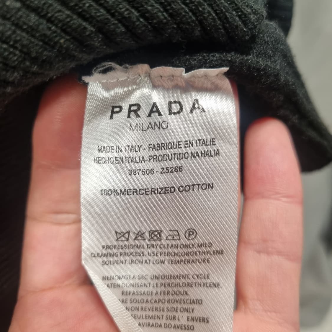 프라다 로고 블랙 니트 스웨터 상품이미지3