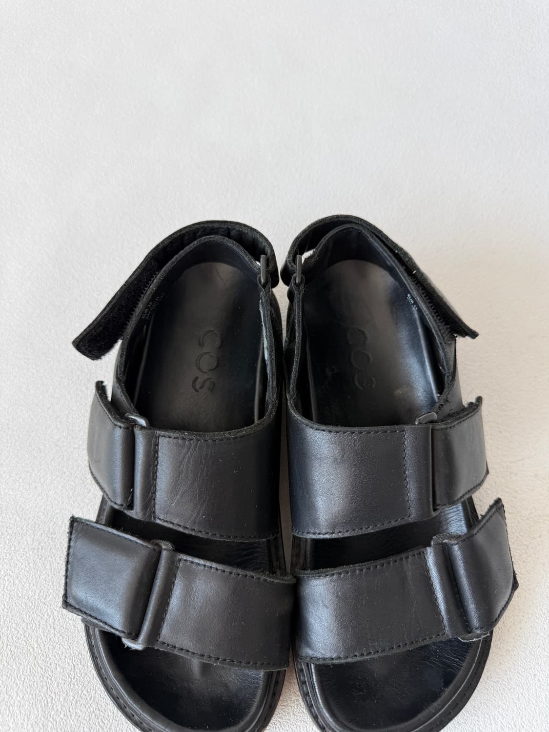 [225]코스(COS) 레더 벨크로 샌들 상품이미지6