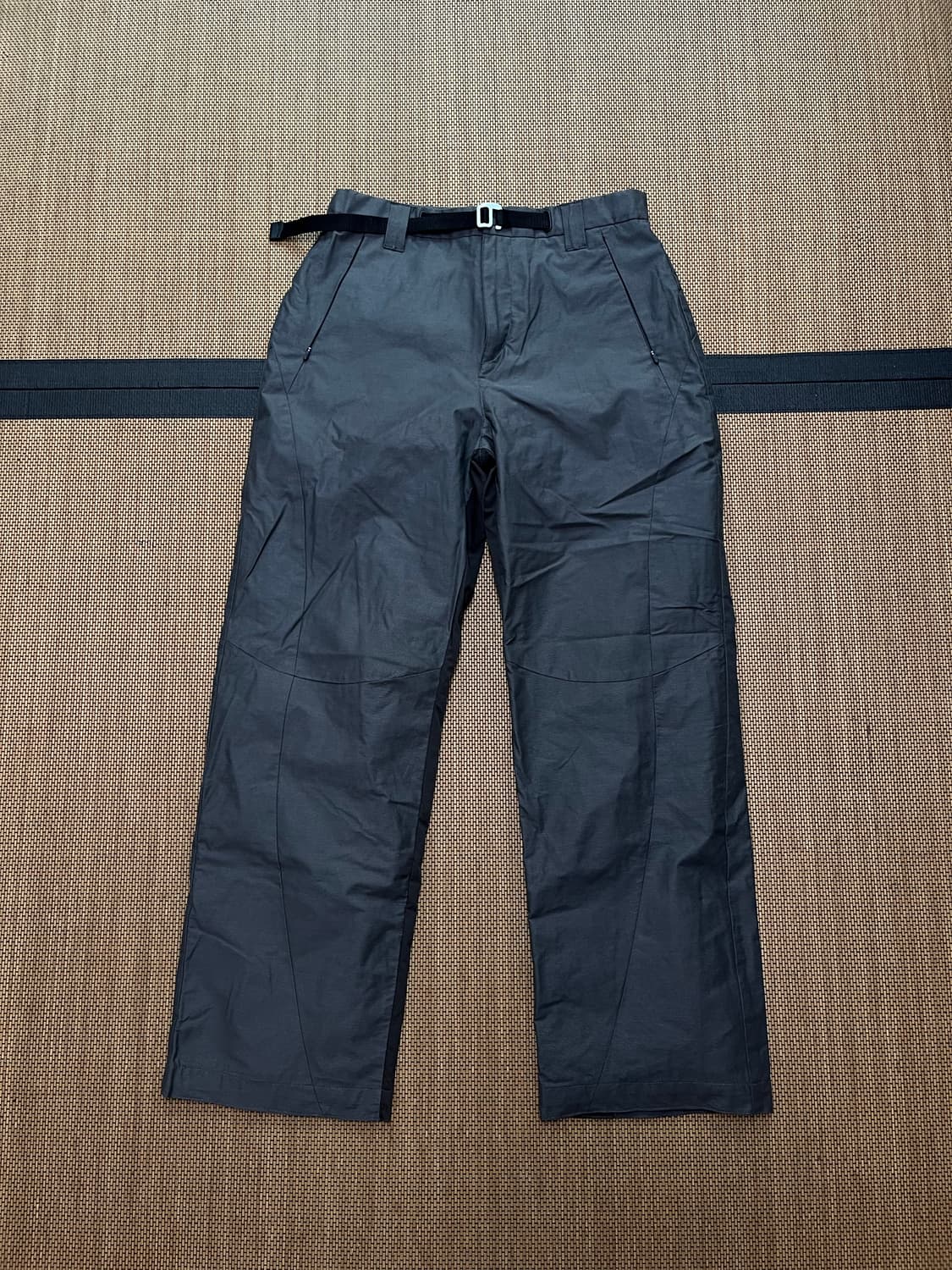 인사일런스 X 미즈노 옵시디언 팬츠 S 차콜 새상품 상품이미지1