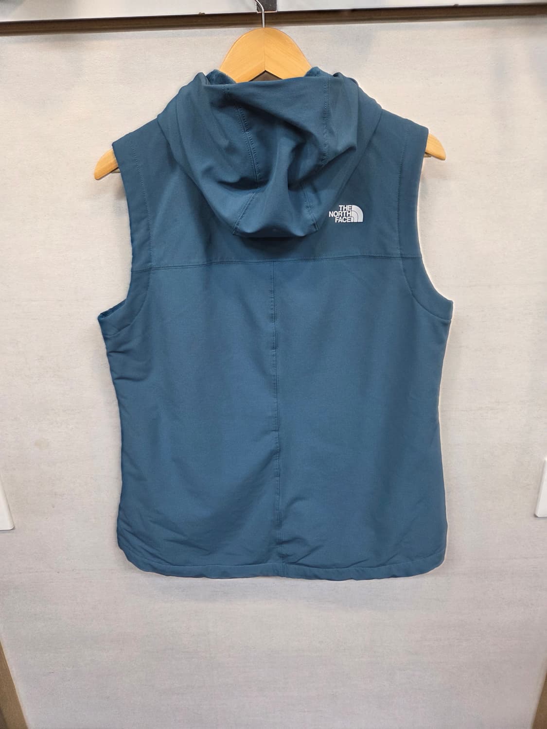 노스페이스 여성 안감플리스 윈드월 방풍 조끼 Lg 상품이미지2