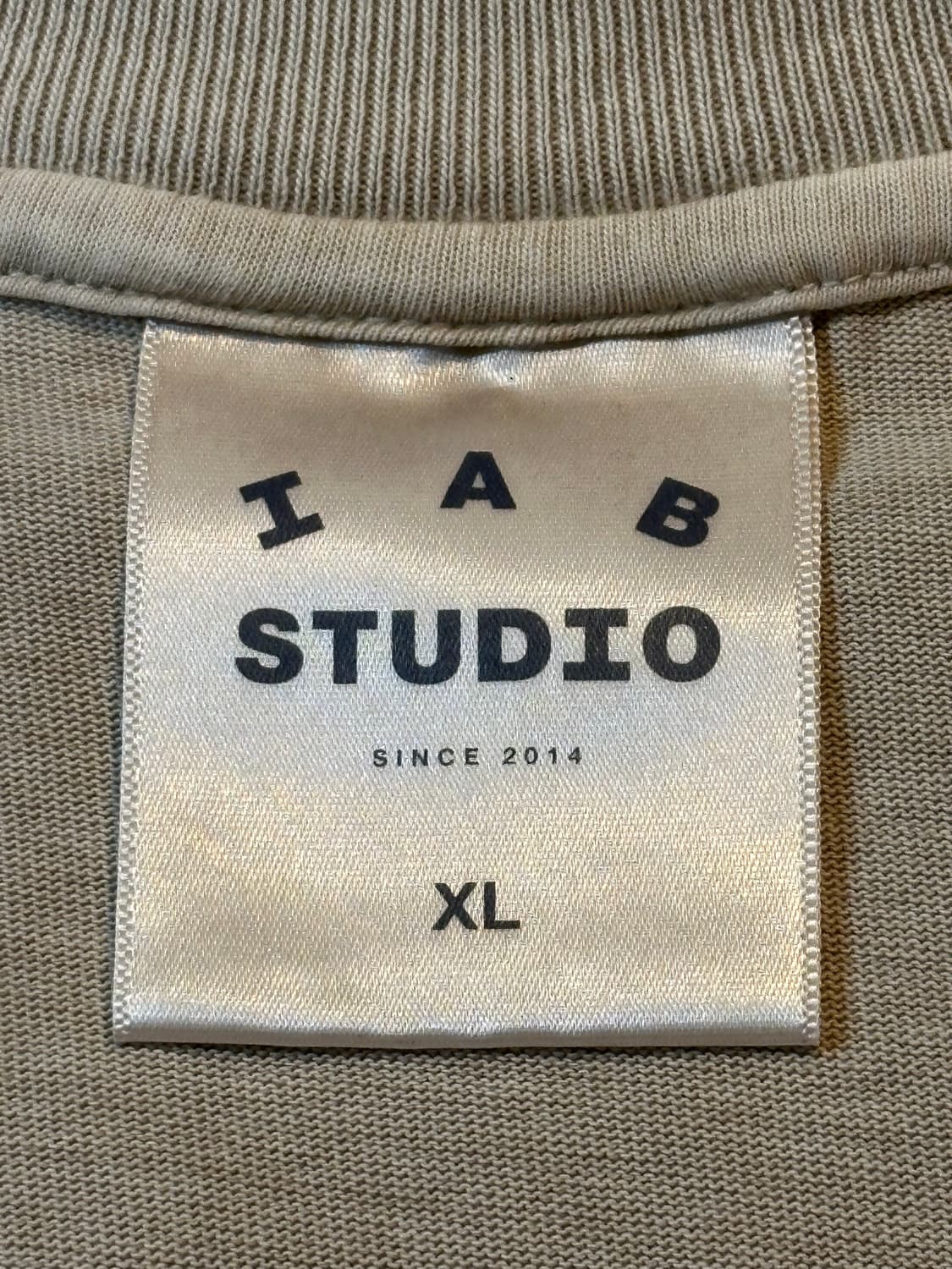 아이앱 스튜디오 IAB STUDIO 피그먼트 반팔 티셔츠 오트밀 상품이미지7