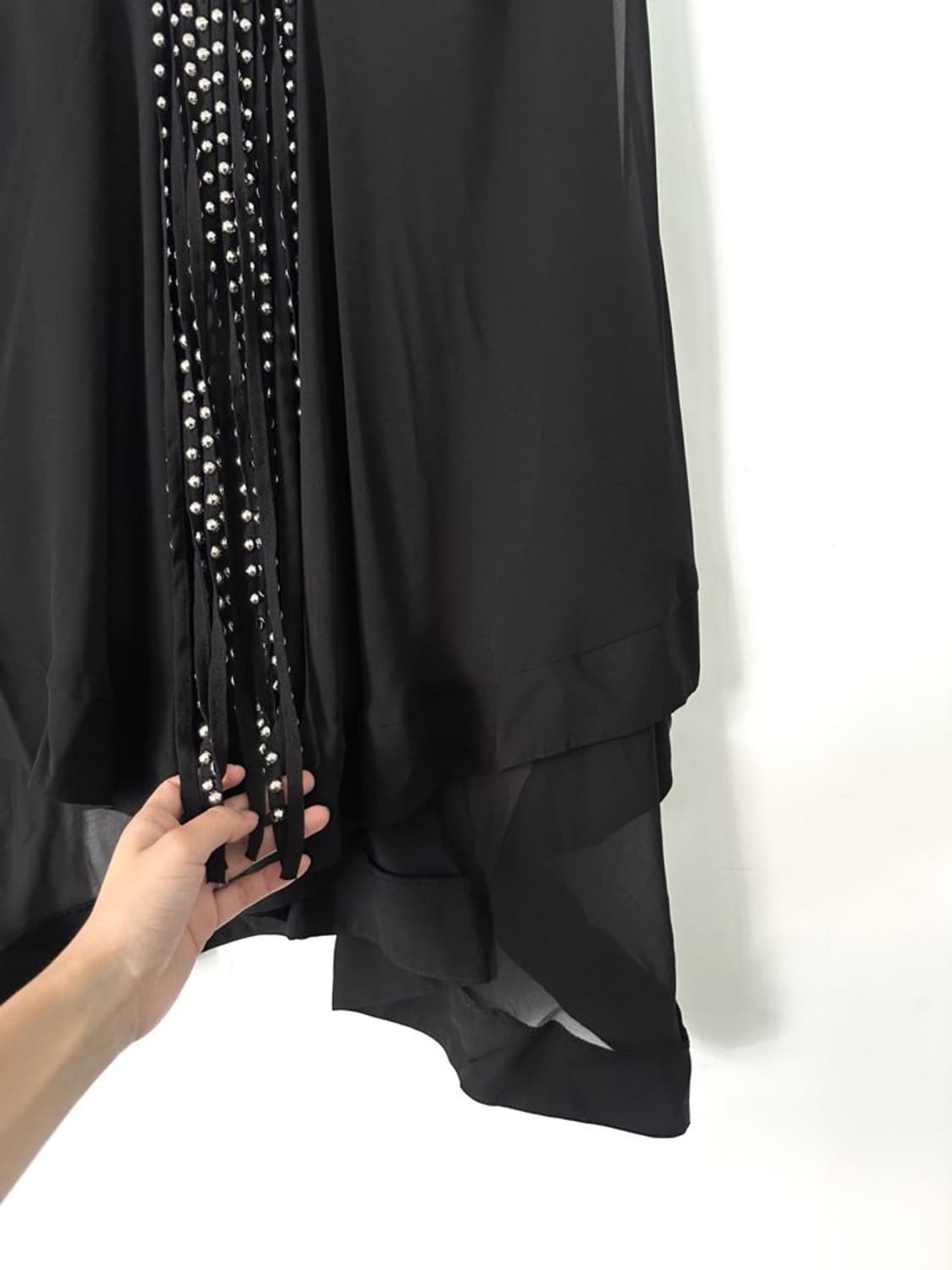 beads work layered top / black 상품이미지4