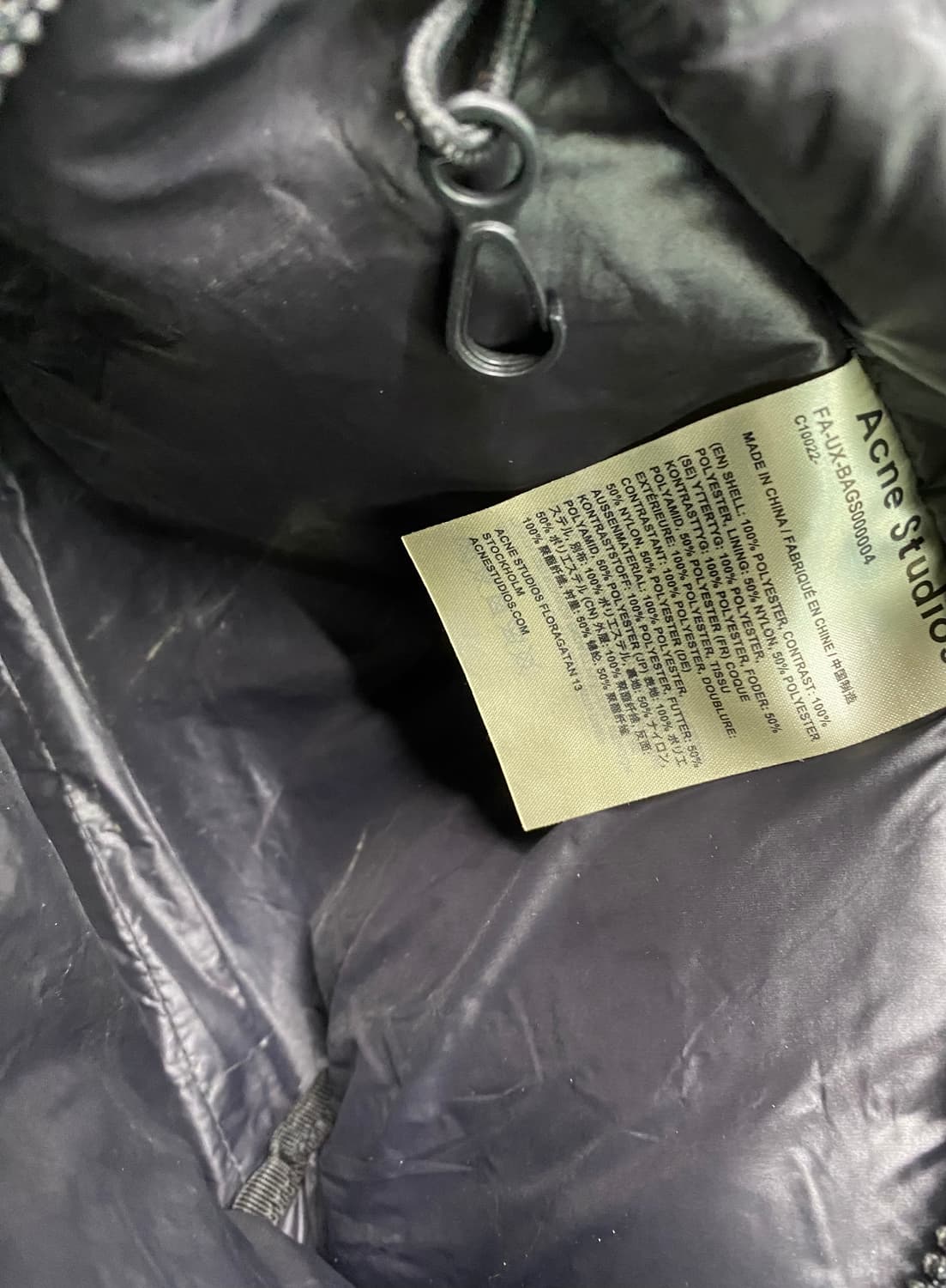 아크네 크로스백 상품이미지6