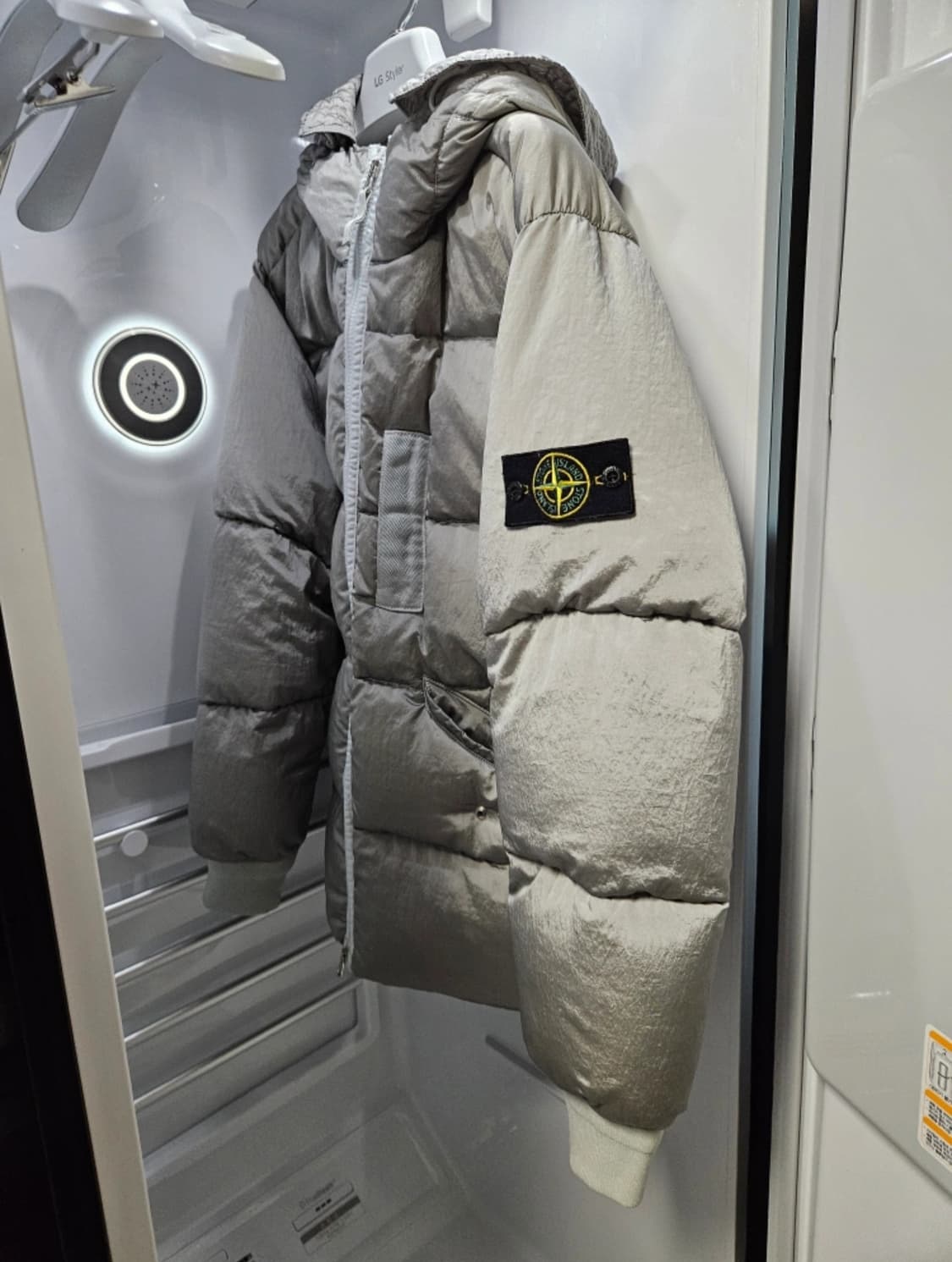 22fw 스톤아일랜드 나일론메탈 패딩 L 상품이미지1