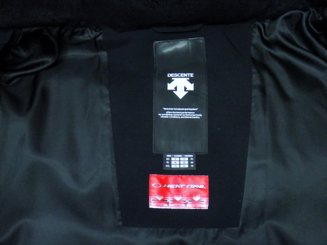 (2XL) 데상트 남성 스위스 레플리카 숏 다운 점퍼 상품이미지8