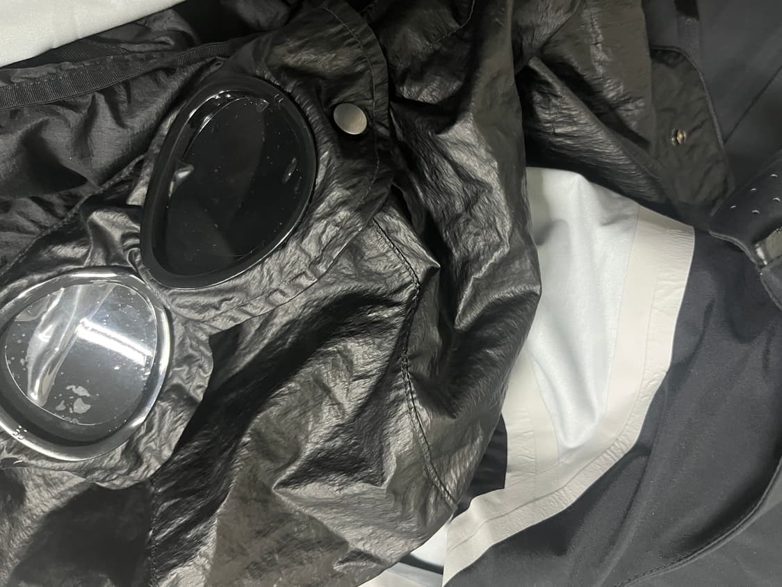 CP 컴퍼니 고어텍스 고글 다운 파카 50 상품이미지8