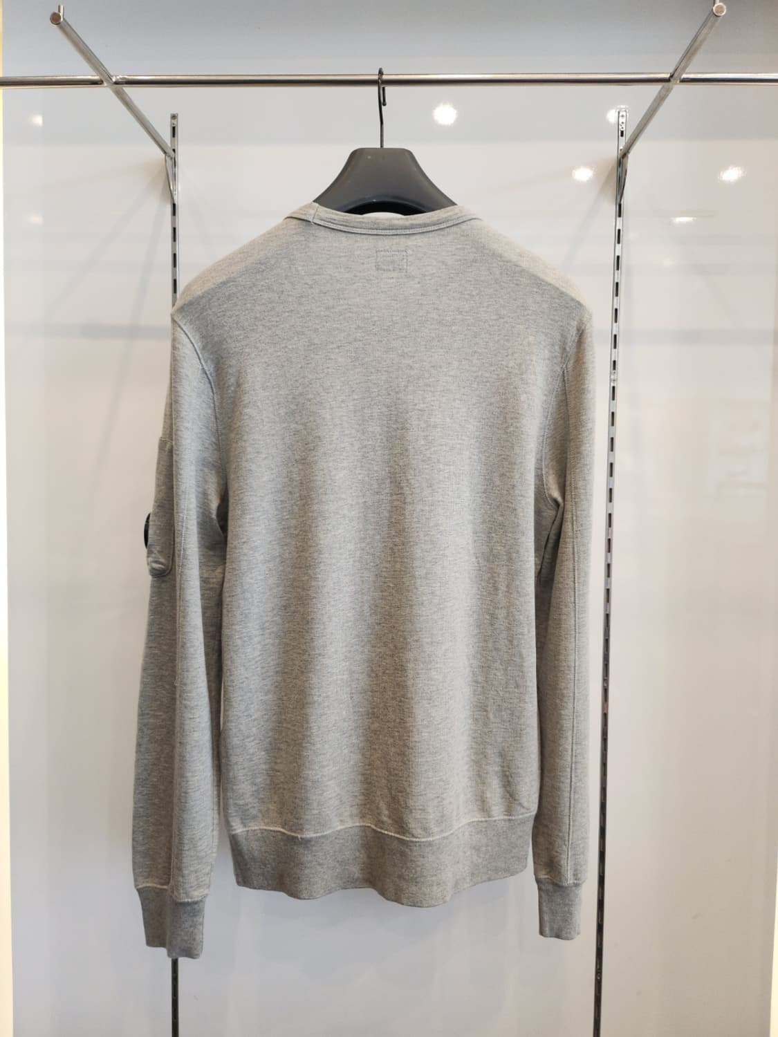 CP컴퍼니 렌즈와펜 맨투맨M 상품이미지2