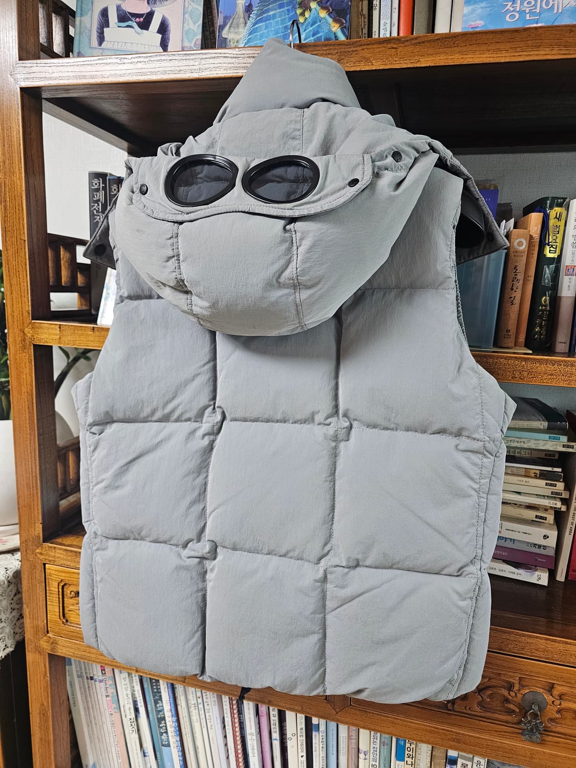 씨피컴퍼니 조끼 패딩 팔아요!!! 패딩조끼 패딩 cp컴퍼니 베스트 자켓 상품이미지1